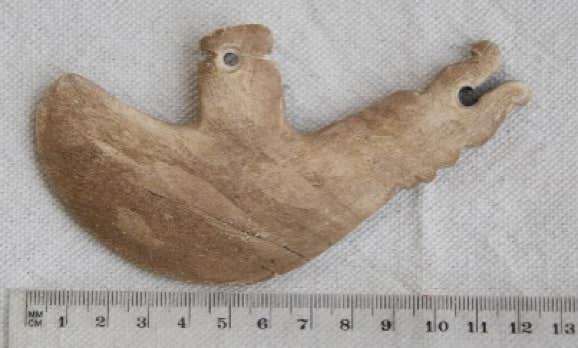 Palette in Form eines Bootes mit einer Tierfigur – Replik – Naqadazeit – Prädynastik – Ägypten